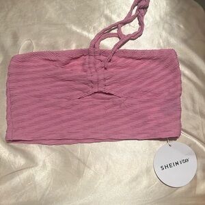 New with tags crop top.